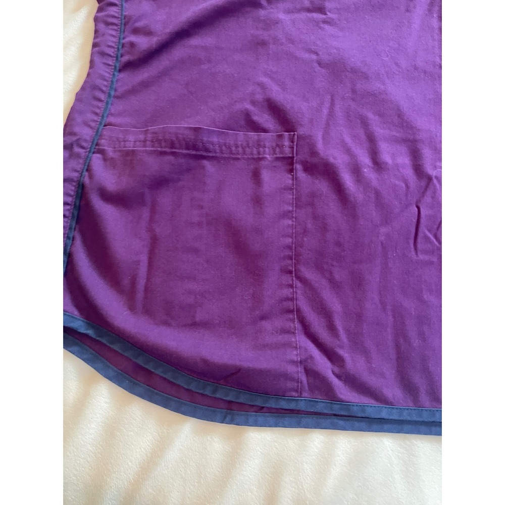 Butter-Soft Stretch Womens Scrub Top 2X Plum Purple Navy Trim V-Neck Pockets - Picture 5 of 10